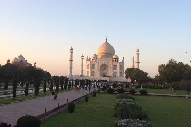3 Nights 4 Days Golden Triangle Tour - Day 1: Delhi’s Cultural Heart and Agra’s Fort
