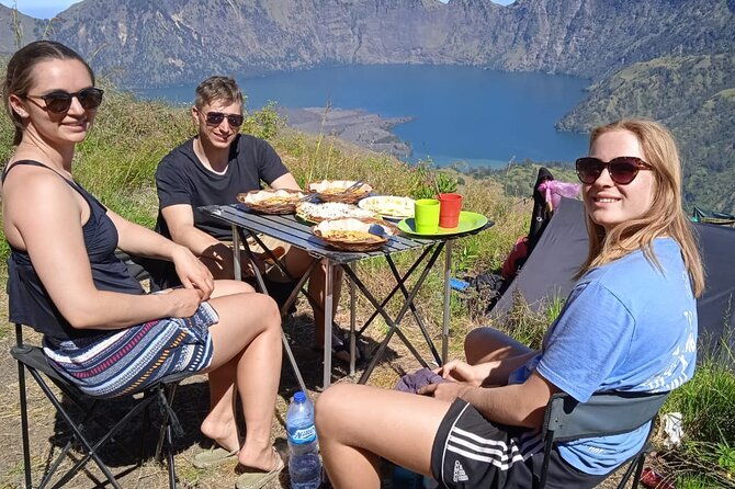 3D 2N Mount Rinjani Trekking Tour To Summit And Lake - What Makes This Tour Stand Out