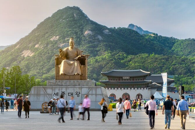4 Hours Private Walking Tour of Gyeongbokgung - Detailed Breakdown of the Itinerary