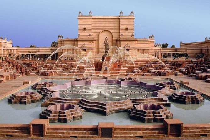 5 Day Golden Triangle with Akshardham Temple-Taj Mahal at Sunrise - Why This Tour Offers Good Value