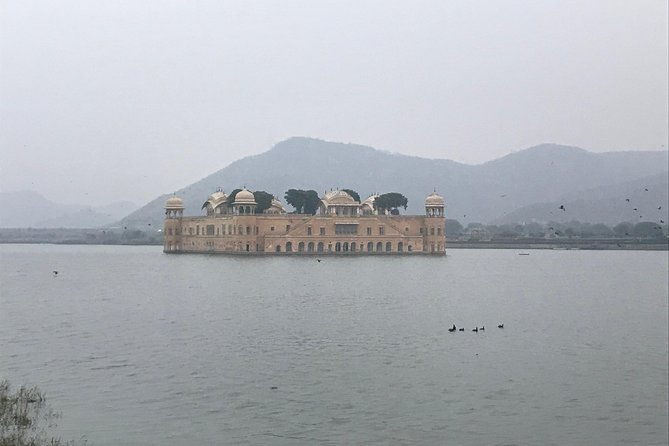 5 Days India's Top Seller Golden Triangle Tour - Delhi-Agra(Taj Mahal)-Jaipur - A Detailed Look at the Golden Triangle Experience