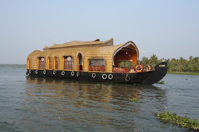 5 Days Private Kerala Tour with Houseboat by Sanguine Holidays - Who Would Love This Kerala Tour?  