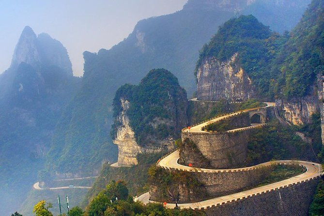 5 Days Zhangjiajie Private Panoramic Sightseeing Tour - Day 3: The Grand Canyon and Yellow Dragon Cave