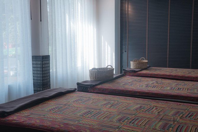 90 mins of Relaxing Foot and Back with thai balm or Oil - Why This Experience Offers Great Value