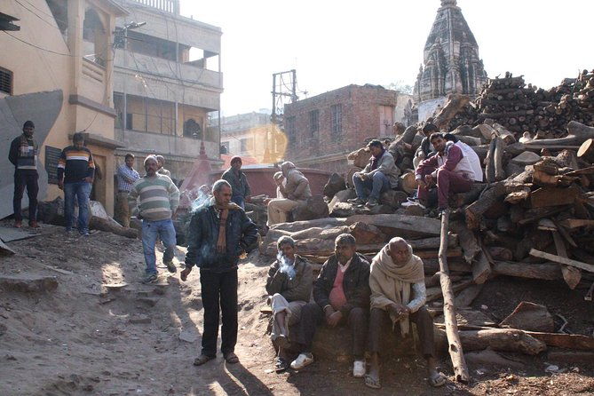 A walking tour in Varanasi : Understanding Death - The Salvation Walk - What We Loved About This Experience