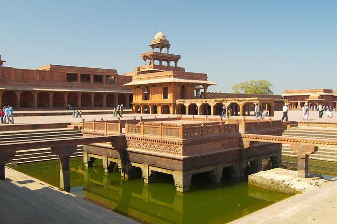Affordable transfer from Agra to Jaipur via Fatehpur Sikri - The Journey from Agra to Jaipur: What to Expect