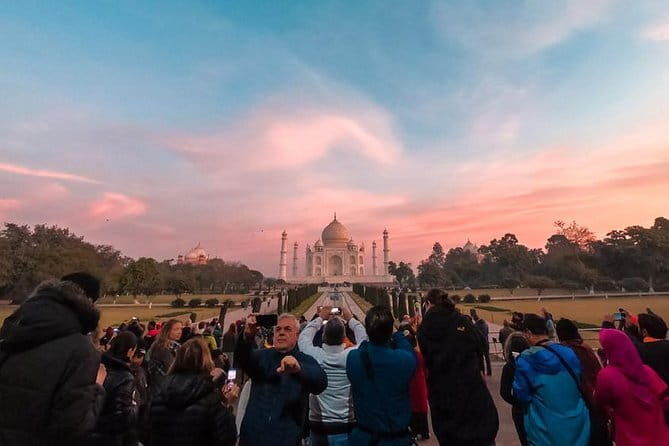 Agra day tour by Gatimaan Express -TAJ & FORT - Who Will Love This Tour?