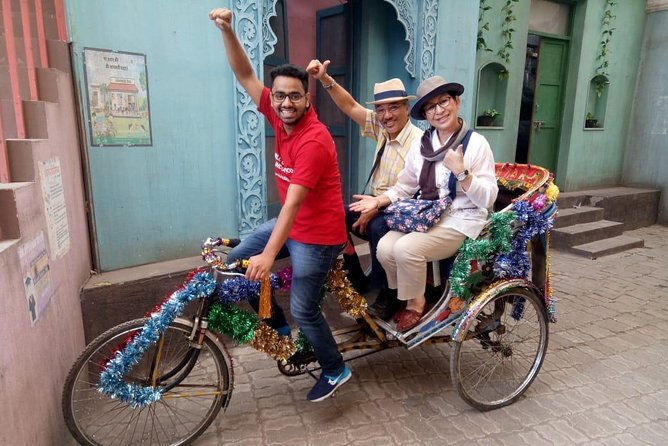 All In One Combo Tour of Mumbai City, Dabbawalas, Dhobhi Ghat, Slums & Bollywood - Final Thoughts