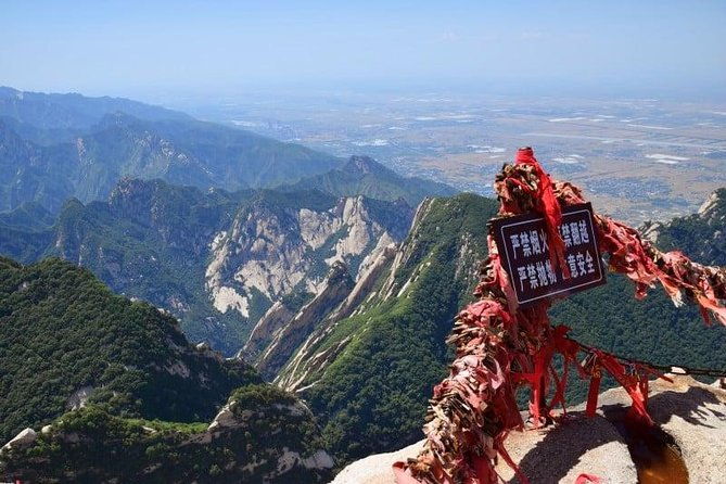 All Inclusive Xian 2-day Private Adventure Tour With Mt.Huashan - What Makes This Tour Stand Out?