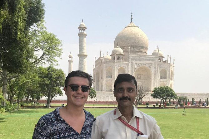 Amazing Taj and Fort - Deep Dive into the Itinerary