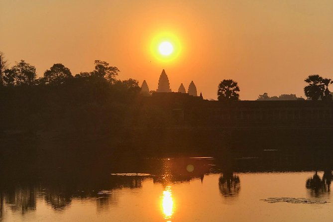 Angkor Jeep Tour with Sunset & Sunrise - Who Will Appreciate This Tour?