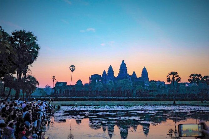 Angkor Wat Highlights and Sunrise Guided Tour from Siem Reap - The Guide and Transport