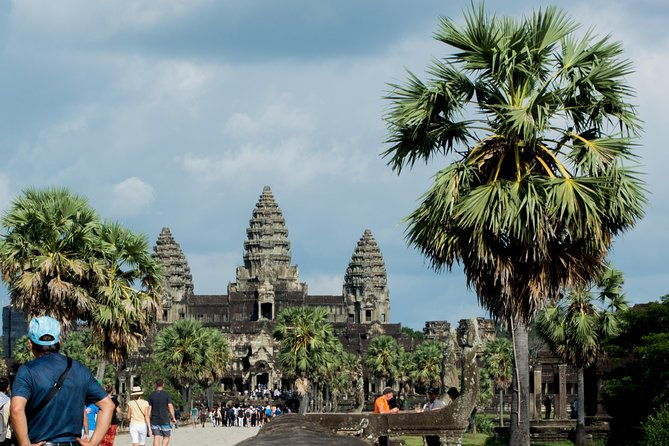 Angkor Wat Small Circuit Tour - Optional Evening Cultural Experiences