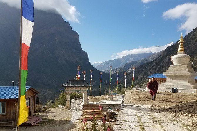 Annapurna Circuit Trekking -17 Days - Crossing the Landmarks: From Tal to Manang