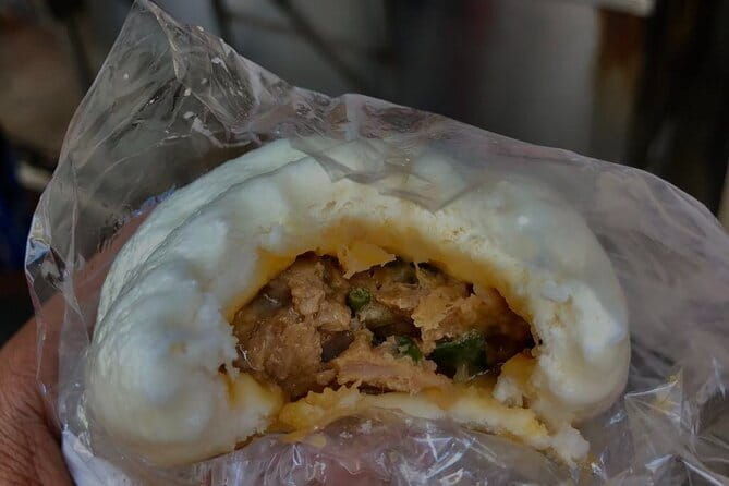 Authentic Manila Chinatown Food Tour Exploration - Tasting Filipino and Chinese Classics