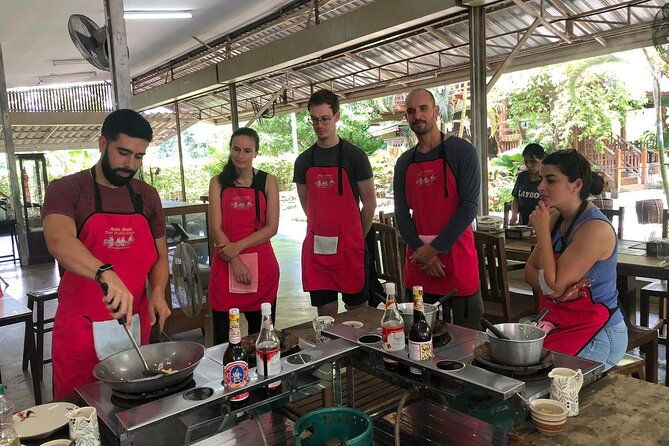 Authentic Thai Cooking Class and Farm Visit in Chiang Mai - Why This Tour Is a Great Value