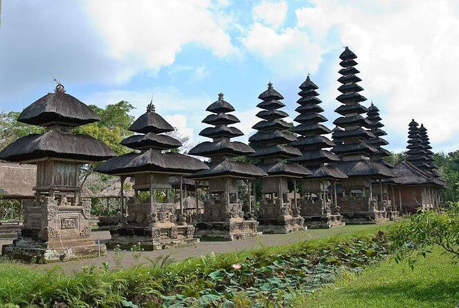 Bali Half Day Tour - Taman Ayun temple, Alas Kedaton,Tanah lot sunset Dinner - Witness a Breathtaking Sunset at Tanah Lot Temple