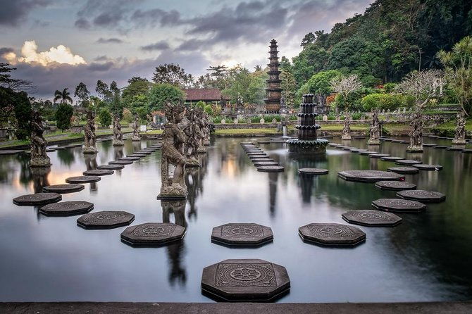 Bali Instagram Tour : Heaven Gate Tour - Tirta Gangga - Tukad Cepung Waterfalls - What Reviewers Say