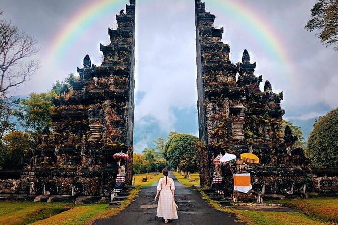 BALI INSTAGRAM TOURS; Handara Gate, Taman Ayun, & Ulundanu Temple - Why Choose This Bali Instagram Tour?
