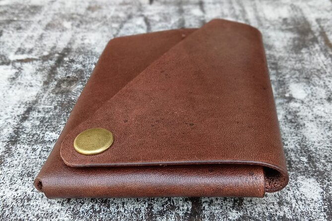 Bali Leather Craft Workshop - 6 hours ( canggu / seminyak) - The Environment and Facilities
