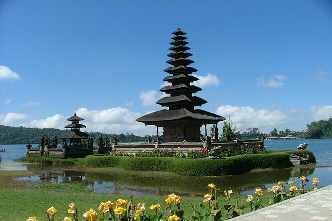 Bali Private Tour: Ulun danu Temple, Iconic Handara Gate & Tanah lot sunset. - What’s Included and What’s Not