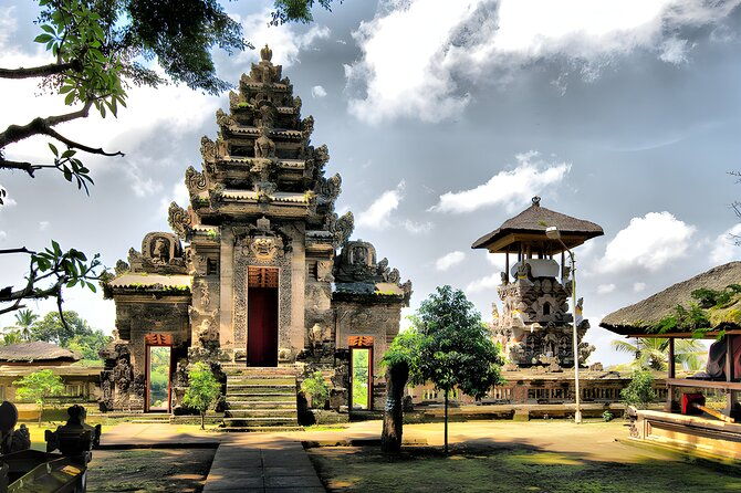 Bali Tour: Village, Volcano, Holy Spring Temple, Waterfall Tour - Detailed Breakdown of the Itinerary