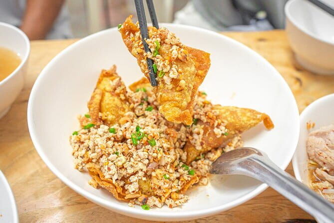 Bangkok Evening Food Tour by Tuktuk - Authenticity and Reviews: What Travelers Say