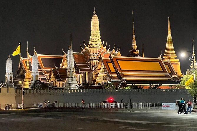 Bangkok Night Tour: Food, Temple & Tuk Tuk - Considerations Before Booking