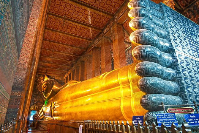 Bangkok Royal Road - Top 3 Major Monuments (Grand Palace, Wat Pho, Wat arun) - Transportation and Group Size