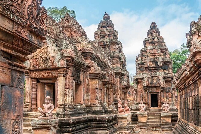 Banteay Srei and Grand Circuit Heritage Tour from Siem Reap - What Travelers Say