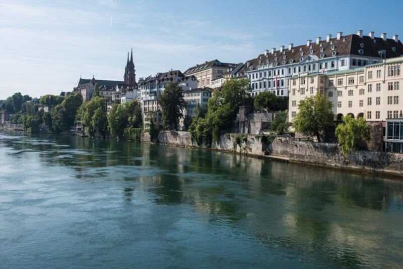 Basel Old Town Walking Tour With A Guide - The Benefits of a Private, Customizable Experience