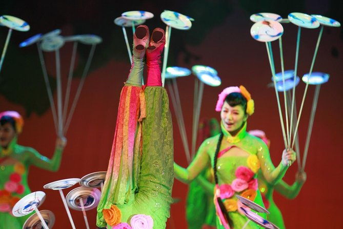 Beijing Acrobatic Show with Peking Duck Dinner Private Tour - Why This Tour Works Well