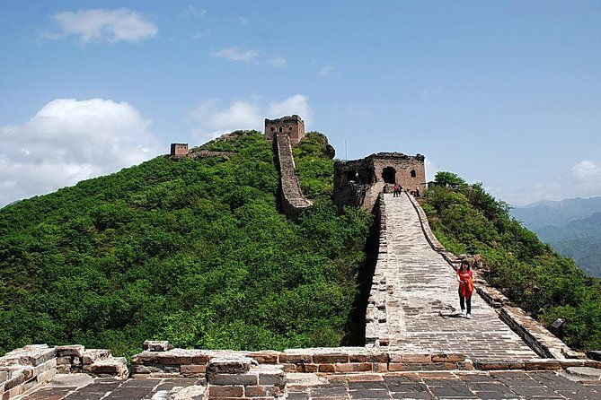 Beijing Mutianyu Great Wall Tour with Night View of Simatai and Gubei Water Town - What Travelers Can Expect