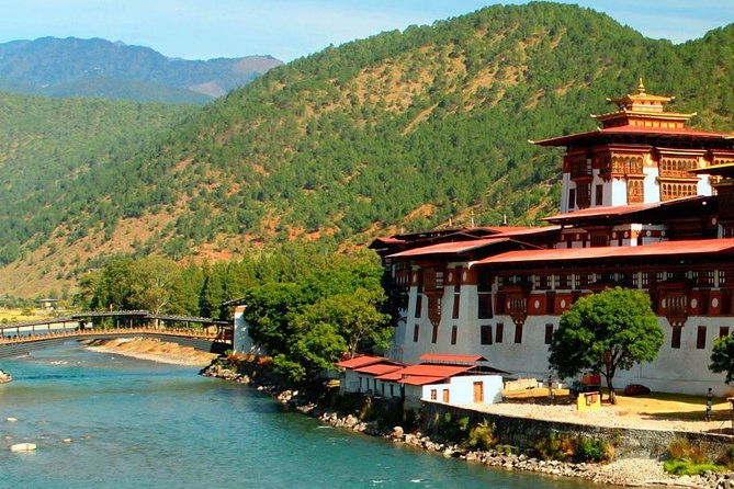 Bhutan Tour- 5 DAYS 4 NIGHTS - What Makes This Tour Stand Out