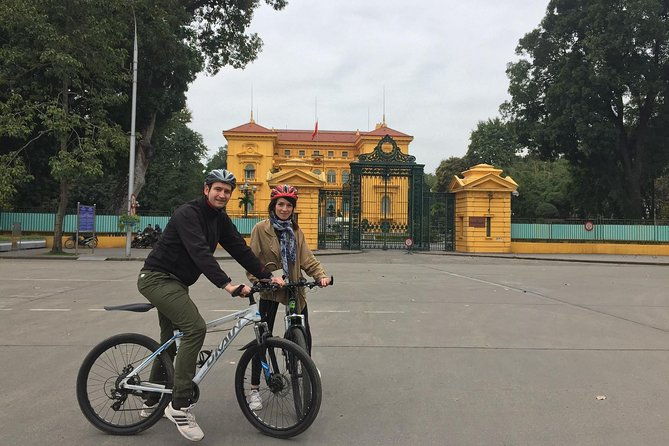 BIKING TOUR around Hanoi City Center and Country Side with Local Tour Guide - What Makes This Tour a Good Deal?