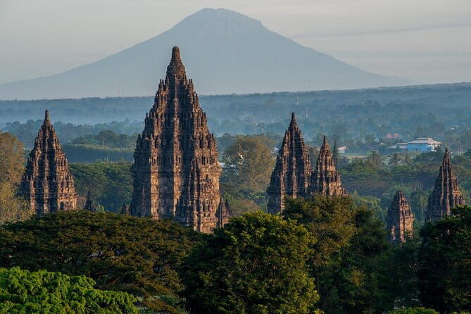 Borobudur (Climb Up), Sultan Palace - Tamansari, Prambanan Tour - Practical Details & Tips