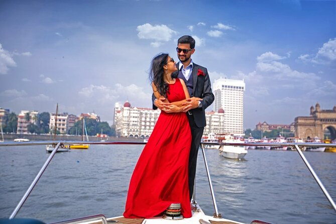 Candlelight Dining Experience for Two On a Yacht in Mumbai - The Dining Experience