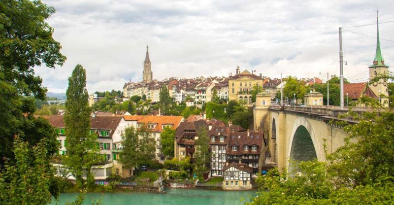 Capture the most Instaworthy Spots of Bern with a Local - An Authentic 90-Minute Visual Tour of Bern