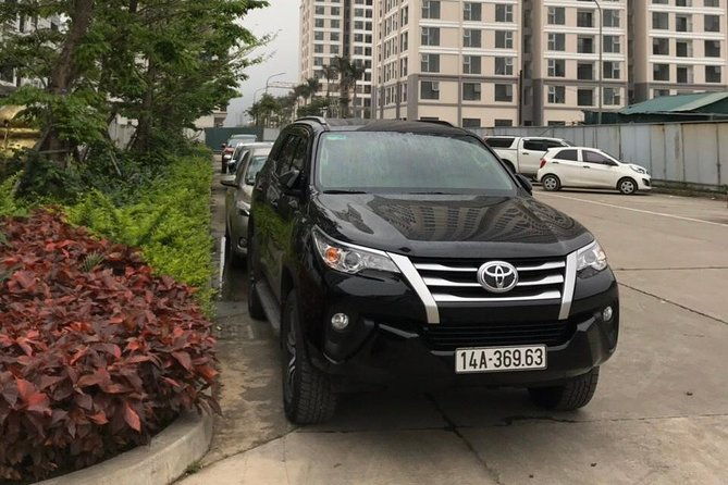 Cat Bi airport pick-up to Halong by luxury private car - The Journey: From Cat Bi Airport to Halong Bay