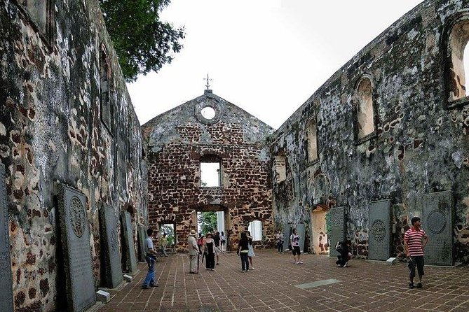 Chauffeur: Malacca to Singapore Van Transfer - The Sum Up