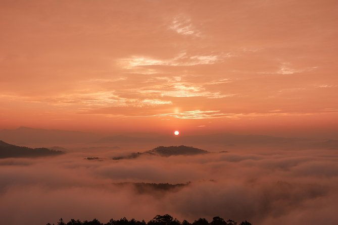 Cloud Chasing packaged hike - Sunrise, Nature and Wellness - What Makes This Tour Stand Out?
