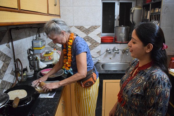 Cooking Demo + Lunch/Dinner and interaction with an Indian family @ Chez Anjali - Who Will Appreciate This Experience?