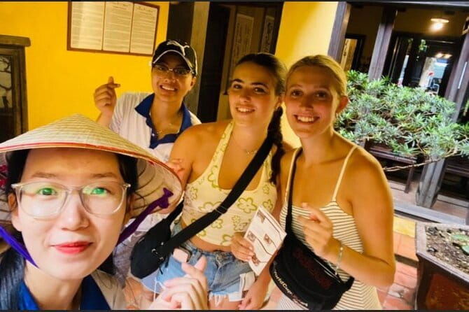 Cultural Exchange with Student Guides - FAQs about the Cultural Exchange Tour