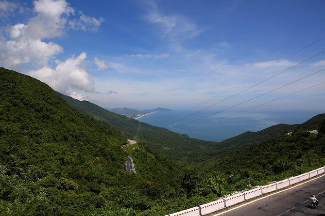 Da Nang Airport To Hue Or Hue To Da Nang Airport - The Journey Begins – Picking Up and Setting Off