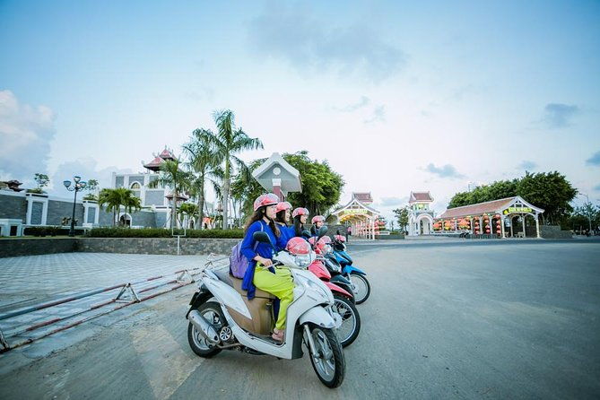 Danang Night City Tour with Aodai Lady Rider & Han River Cruise - Practical Details & Tips