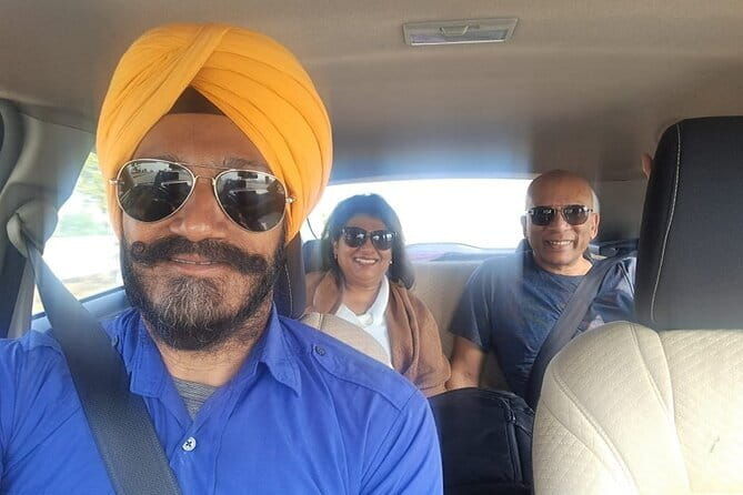 Day Trip to Taj Mahal, Agra Fort and Baby Taj from Delhi by Car - Exploring the Taj Mahal: An Icon of Love