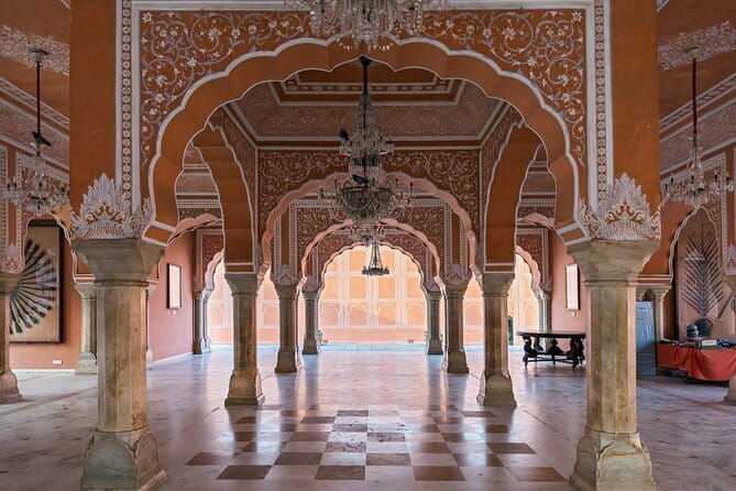 Delhi to Jaipur Pink City Tour with Government Approved Guide - The Sum Up