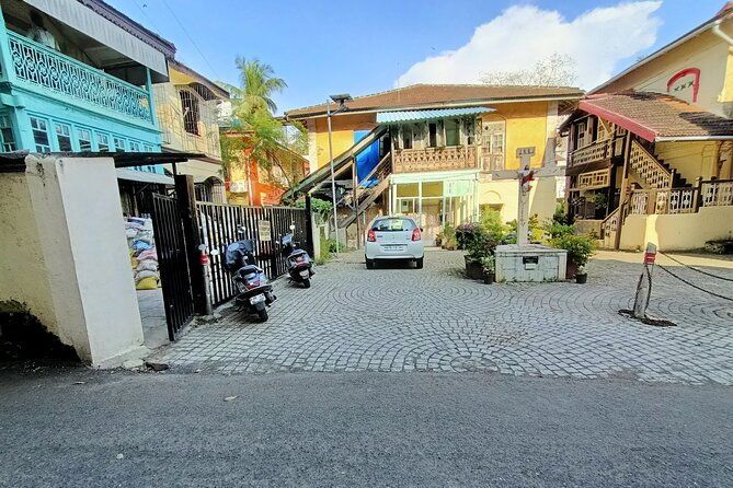 Discover the Hidden Gems of Bandra on an Engaging Walking Tour - Who Should Book This Tour?