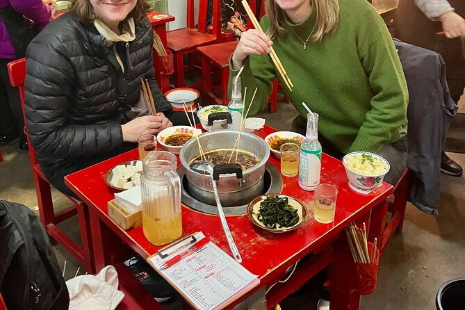 discovery more Beijing back street evening food tour with locals - Why This Tour Works Well