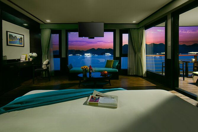 DORIA Cruise 5* Lan H Bay 2 days 1 night with 2 ways transfer - What Sets This Tour Apart